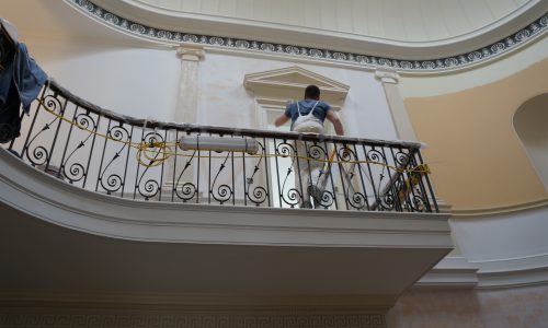 Painting and decorating the property in Wiltshire by crystal-painters